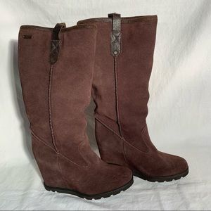 Ugg Soleil Wedge Boot Brown Size 6.5 1008718